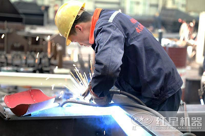 紅星機(jī)器專業(yè)的洗砂機(jī)生產(chǎn)廠家 紅星機(jī)器專業(yè)的洗砂機(jī)生產(chǎn)廠家