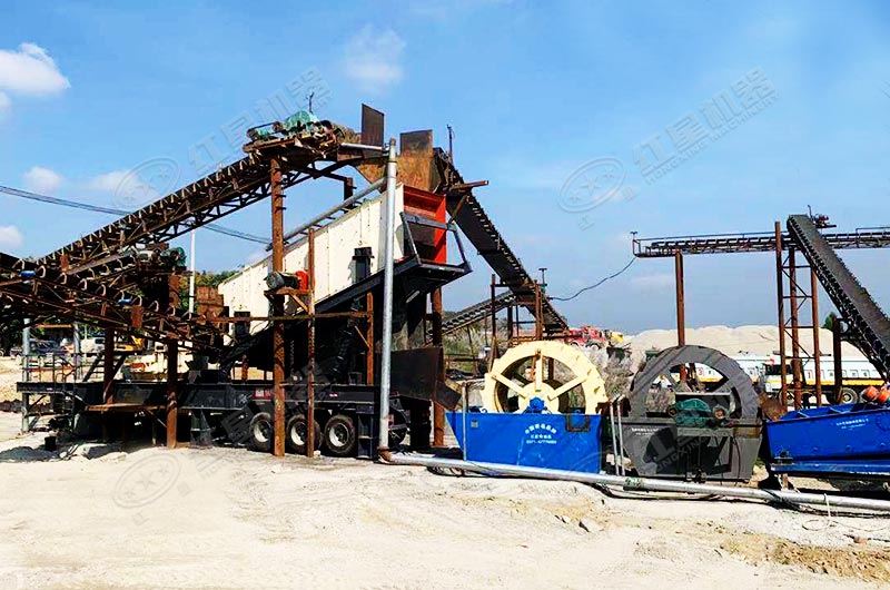 環(huán)保型河卵石制砂機(jī)加工現(xiàn)場 環(huán)保型河卵石制砂機(jī)加工現(xiàn)場